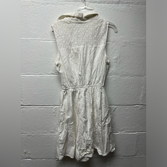 Monteau White Dress - Picture 4 of 4